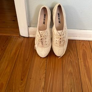 Lower East Side Lace Up Ivory Cloth Shoes